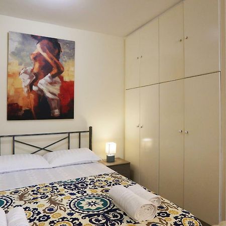 Alexandros Apartment Athene Buitenkant foto