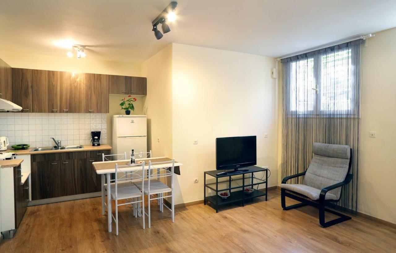 Alexandros Apartment Athene Buitenkant foto